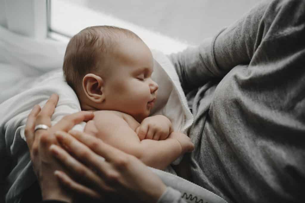 نوزاد، نکات مهم برای خواباندن نوزاد, خواب مفید نوزاد